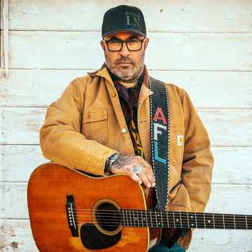 Aaron Lewis Concerts in Fresno